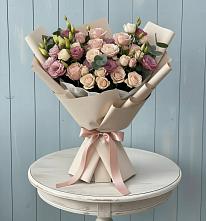 Букет цветов из:  Розы и Лизиантусы в Дыдымкине