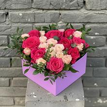 Цветочная композиция из Розы в коробке в Дыдымкине