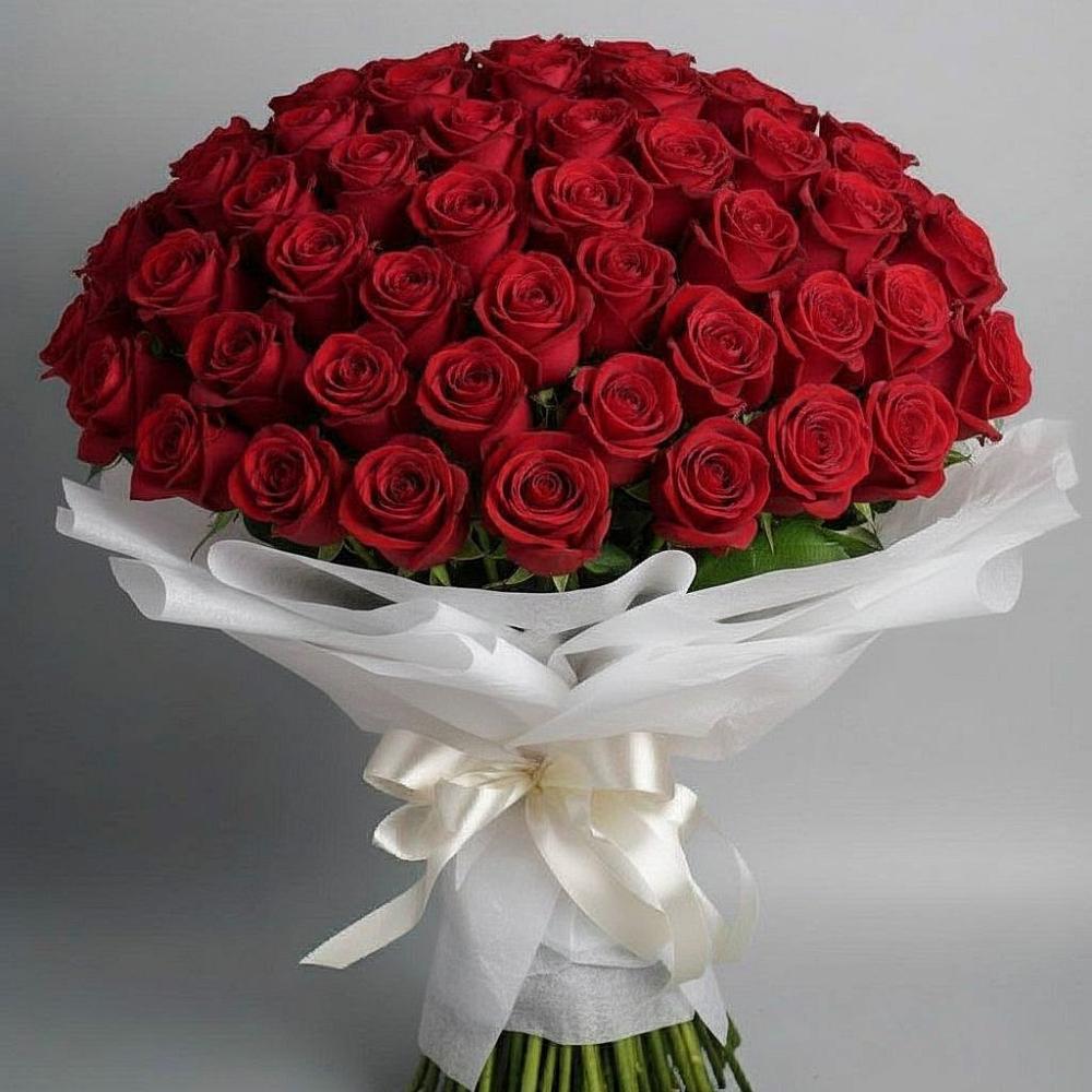Букет 101 Красная роза Блэк Мэджик в Дыдымкине