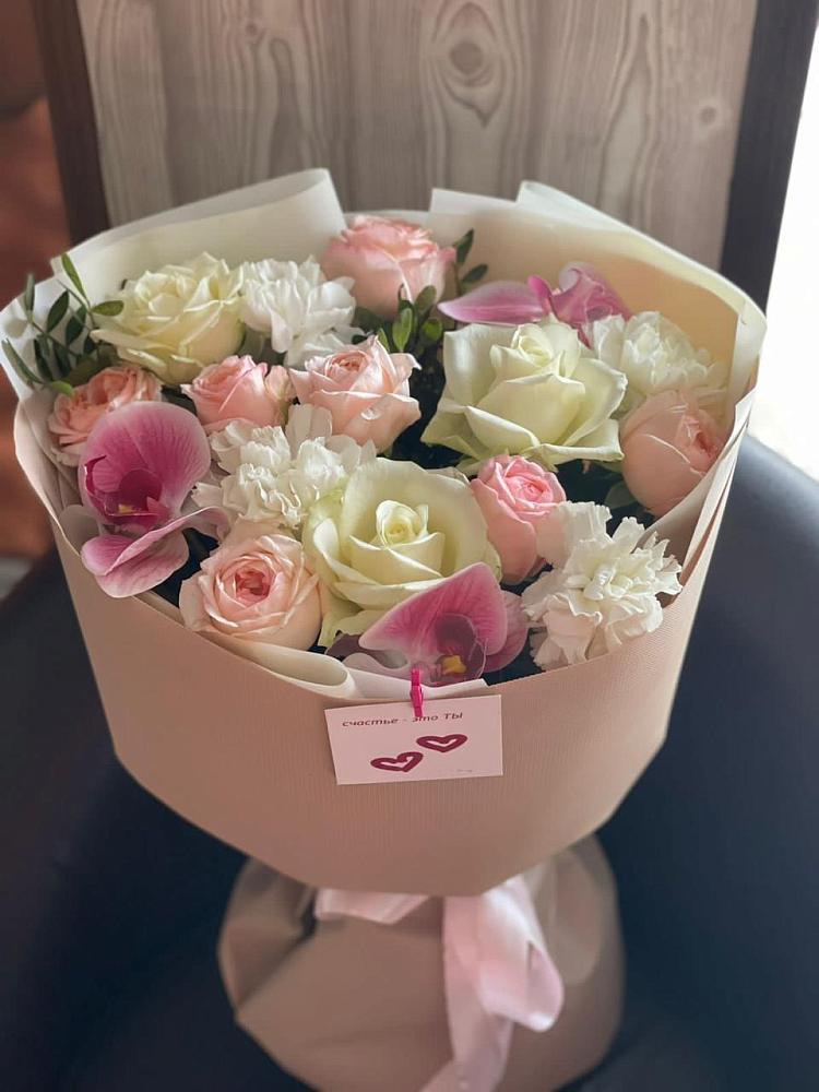 Букет цветов из: Орхидеи, Розы и Гвоздики в Дыдымкине