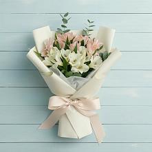 Букет цветов из:  Альстромерии #REPLACE_PRED# Дыдымкине