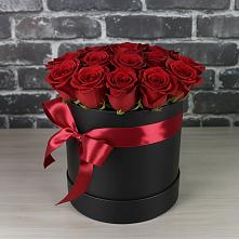 Цветочная композиция из Розы в шляпной коробке #REPLACE_PRED# Дыдымкине