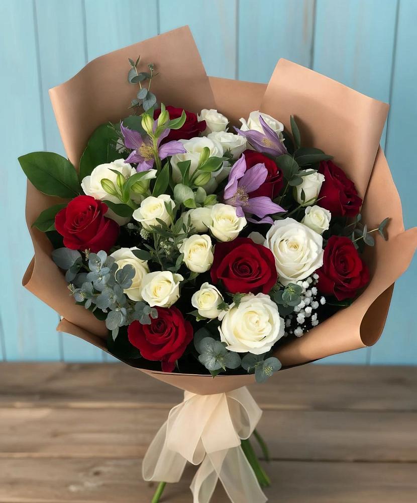 Букет цветов из: Розы и Альстромерии в Дыдымкине